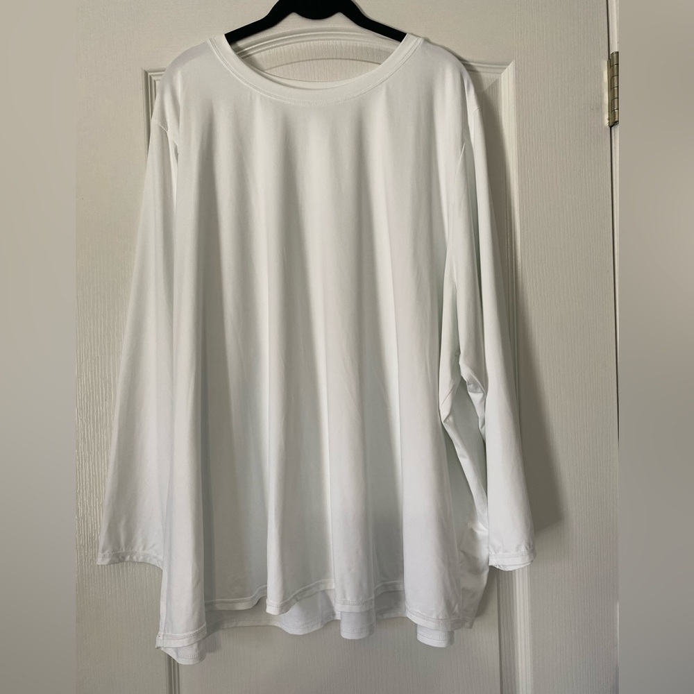Zuda White Long Sleeves Women's Top